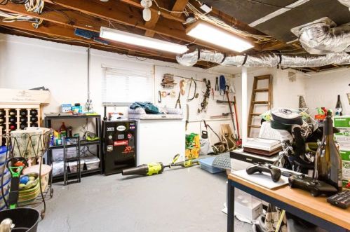 1403 Lavista Rd, Atlanta GA 30324-3835 exterior