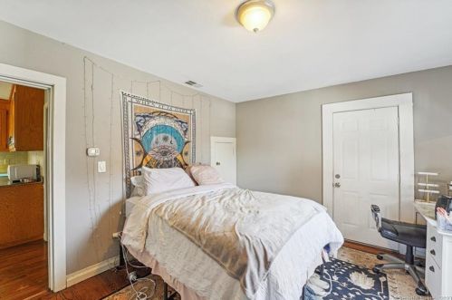 305 Francis St, New Britain CT  06053-3057 exterior