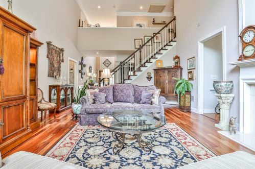 335 Craighead Dr, Atlanta GA 30319-1086 exterior