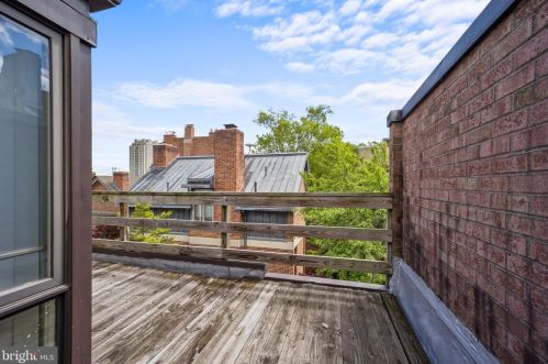 331 2nd St, Philadelphia PA 19122-3324 exterior