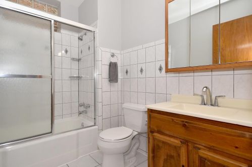 1910 Erie St, Chicago IL 60612-1318 exterior