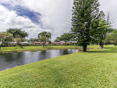 21556 Cypress Hammock Dr, Boca Raton, FL 33428-1952