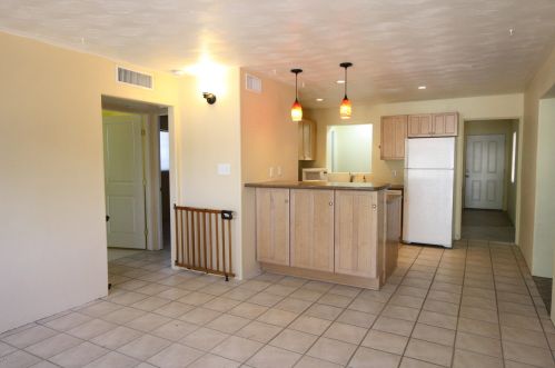 3002 Dickson Dr, Tucson AZ  85716-1722 exterior