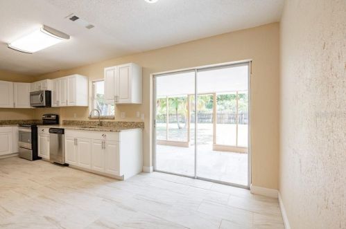 14032 Arbor Knoll Cir, Tampa FL  33625-6444 exterior