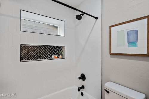 4225 34th Pl, Phoenix AZ  85018-4737 exterior