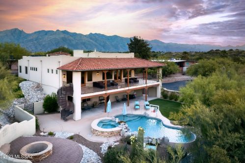 4421 Pontatoc Rd, Tucson AZ 85718-6750 exterior