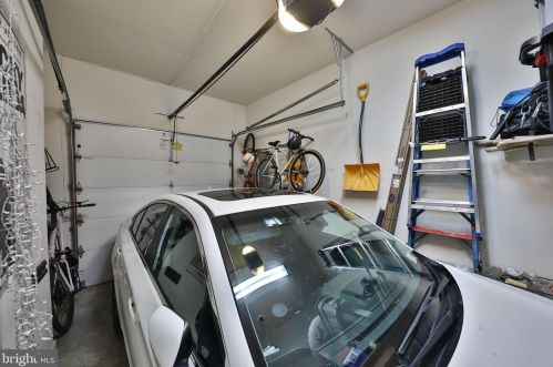 1513 Bainbridge St, Philadelphia PA 19146-2130 exterior