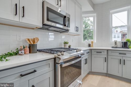 31 V St, Washington DC  20001-1012 exterior