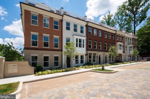 10314 Grosvenor Pl, Rockville, MD 20852