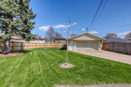 3766 88th St, Milwaukee WI  53222-2705 exterior