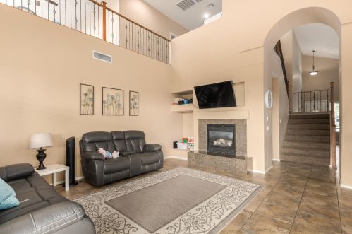 33518 25th Ave, Phoenix, AZ 85085-6012