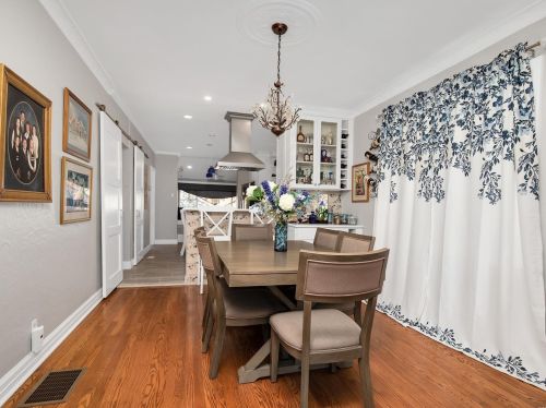 6423 Murdoch Ave, Saint Louis MO 63109-2656 exterior