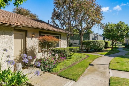 3027 Kelp Ln, Oxnard, CA 93035-1661