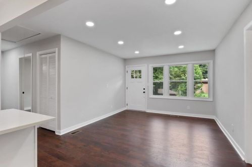 2846 Meadowview Dr, Atlanta GA  30316-4358 exterior