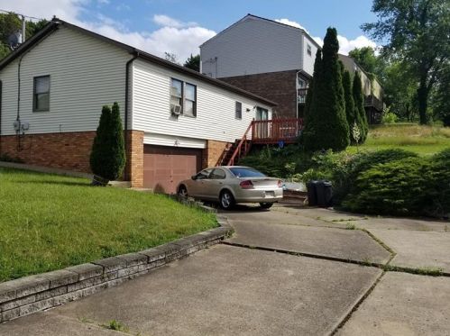 1402 Berry St, Pittsburgh, PA 15204-2402