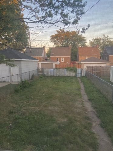 11323 Avenue, Chicago IL 60617-7145 exterior