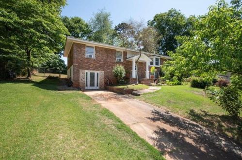 4197 English Oak Dr, Atlanta GA 30340-1316 exterior