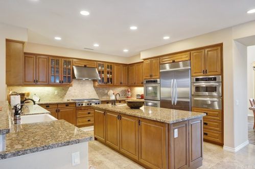 12612 Sierra Creek Dr, Riverside CA 92503-8453 exterior