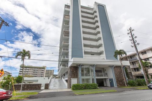 1333 Heulu St, Honolulu HI  96822-3047 exterior