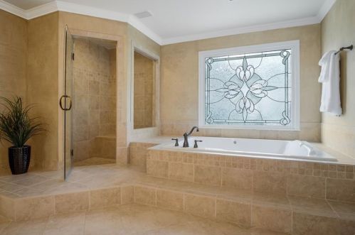 404 Colonsay Dr, Duluth GA 30097-4406 exterior