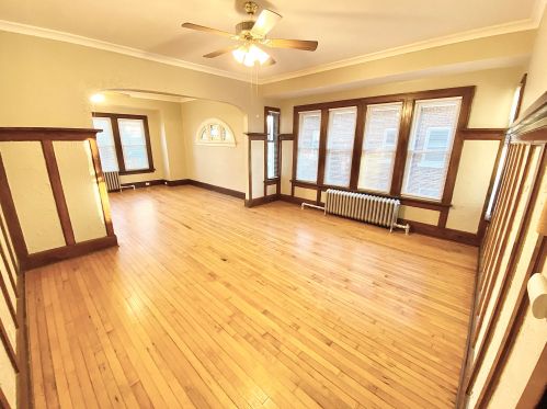 3009 12th St, Milwaukee WI 53215-3822 exterior