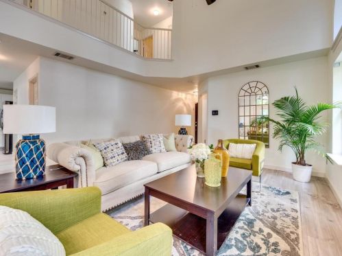 12832 Council Blf Dr, Austin TX exterior