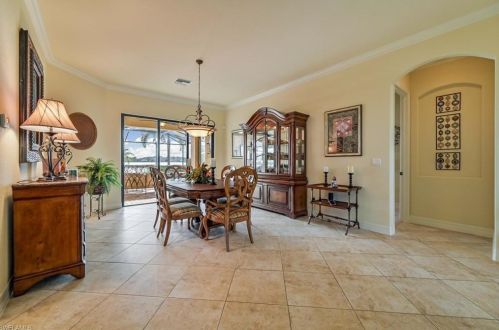 10130 Biscayne Bay Ln, Naples FL 34120-3754 exterior