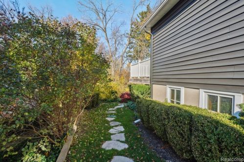 488 Willits St, Bham MI 48009-3310 exterior