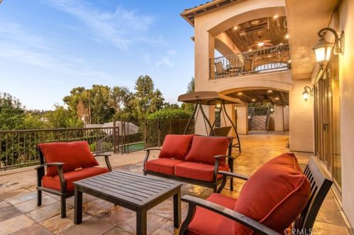 1241 Valencia Mesa Dr, Fullerton CA 92833-2220 exterior