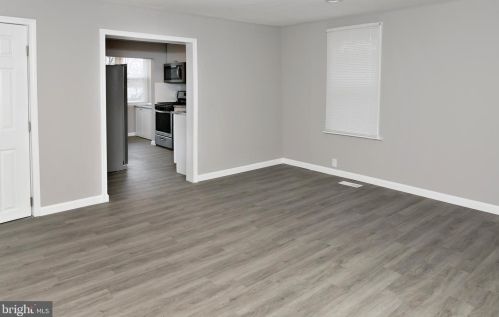 4507 Chestnut Ave, Camden NJ 08109-2504 exterior