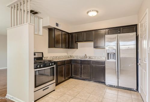 6107 12 Pl, Phoenix AZ 85014-6707 exterior