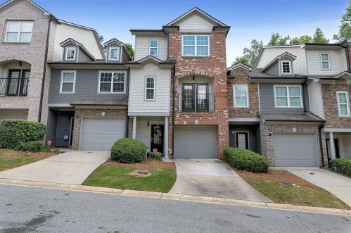 2925 Ashlyn Pointe Dr, Atlanta, GA 30340-2270