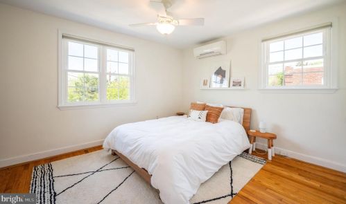 21 Clifford Ave, Alexandria VA  22305-2702 exterior