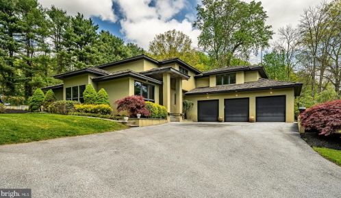 255 Murray School Rd, Pottstown, PA 19465-8906