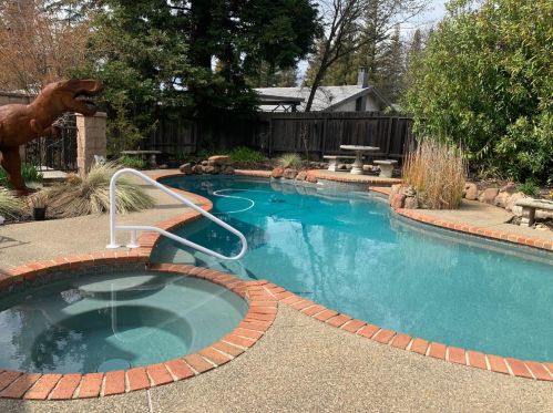 158 Cyn Rim Dr, Folsom CA 95630-2040 exterior