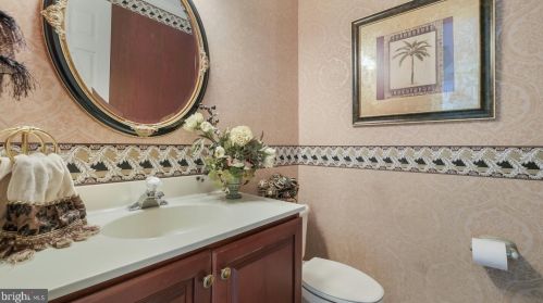 2706 Dillon Dr, Jamison PA 18929-1259 exterior