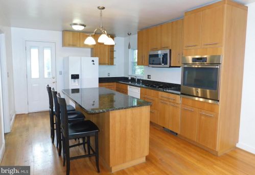 608 Cloverfield Pl, Silver Spring MD  20910-4305 exterior