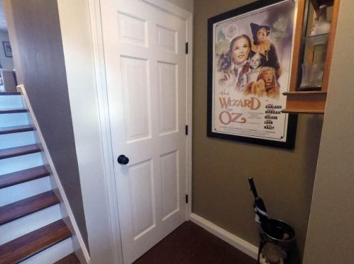 902 Brookhaven Ln, Woonsocket RI 02895-2771 exterior