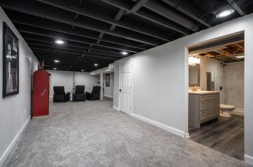 5741 96th St, Milwaukee WI  53225-2614 exterior