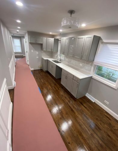 8427 Cregier Ave, Chicago IL  60617-2222 exterior