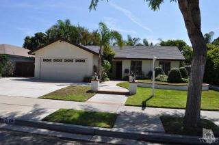 2104 Olga St, Oxnard CA  93036-2238 exterior