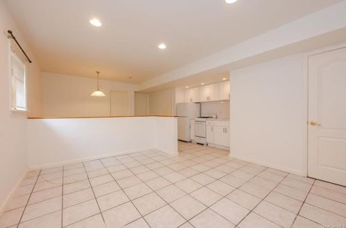 3047 Harding Ave, Bronx NY exterior