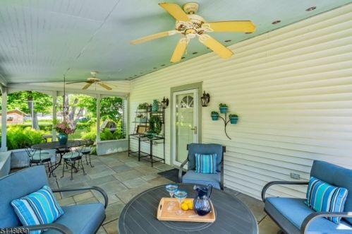 234 Old York Rd, Bridgewater NJ 08807-2686 exterior