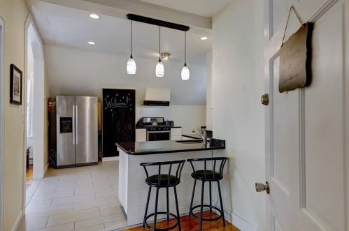 15 Armington Ave, Providence RI 02908-5202 exterior