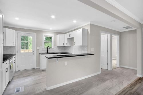 1309 Kenilworth Dr, Atlanta GA 30310-3941 exterior