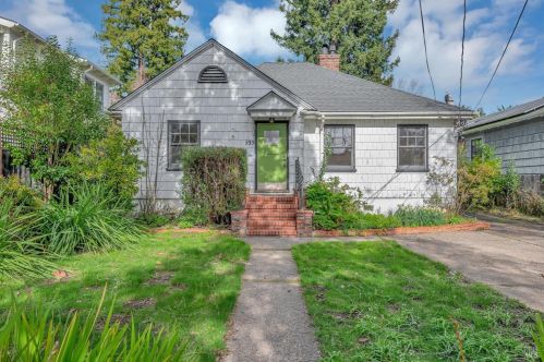 155 Elm Ave, Mill Valley, CA 94941-2172
