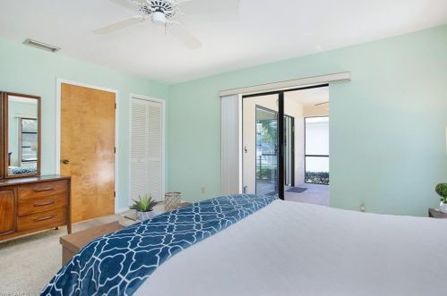 842 99 Ave, Naples FL 34108-2234 exterior