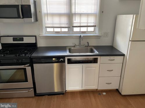 1523 29 St, Philadelphia PA 19146-4429 exterior