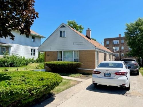 803 16 Ave, Broadview IL 60155-4016 exterior