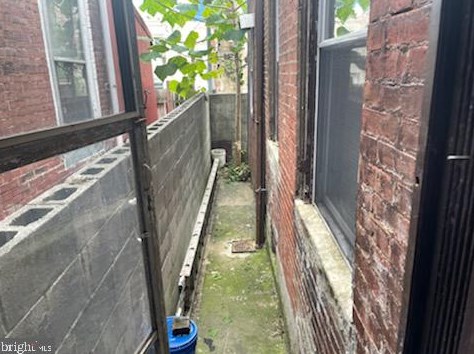 2837 Lawrence St, Philadelphia PA 19120-2803 exterior